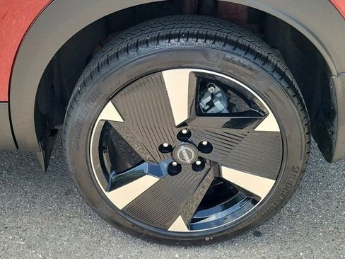 Certified 2026 Nissan Kicks SR image 13