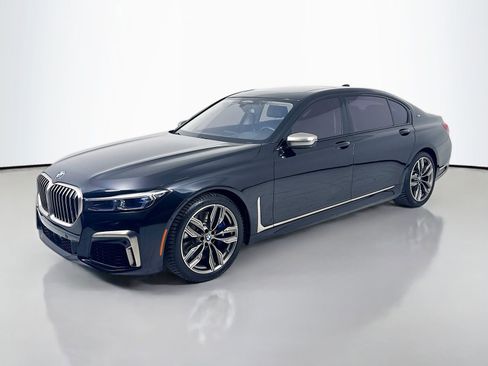 Used 2020 BMW M760i xDrive w/ Luxury Rear Seating Package image 3
