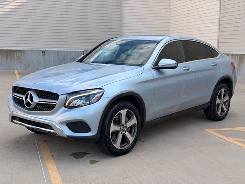 Used 2018 Mercedes-Benz GLC 300 4MATIC Coupe image 7