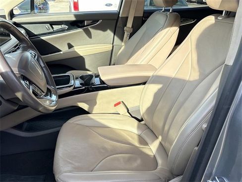 Certified 2023 Lincoln Nautilus Reserve image 11