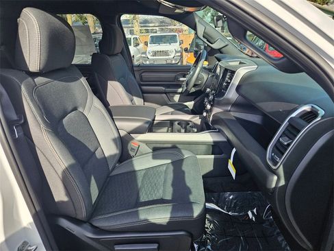 New 2026 RAM 1500 Express image 18