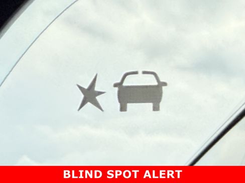 Used 2025 GMC Acadia Denali AWD/4WD image 30