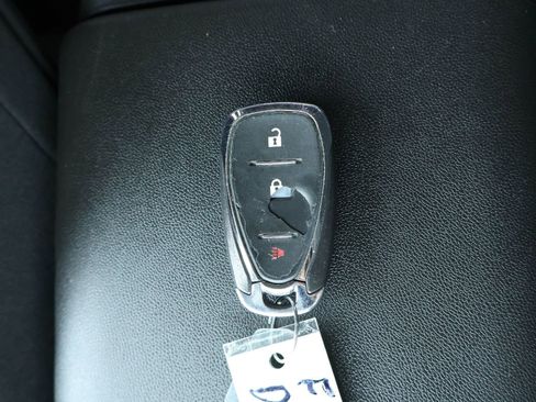Used 2020 Chevrolet Equinox LT w/ LPO, Floor Liner Package FWD image 20