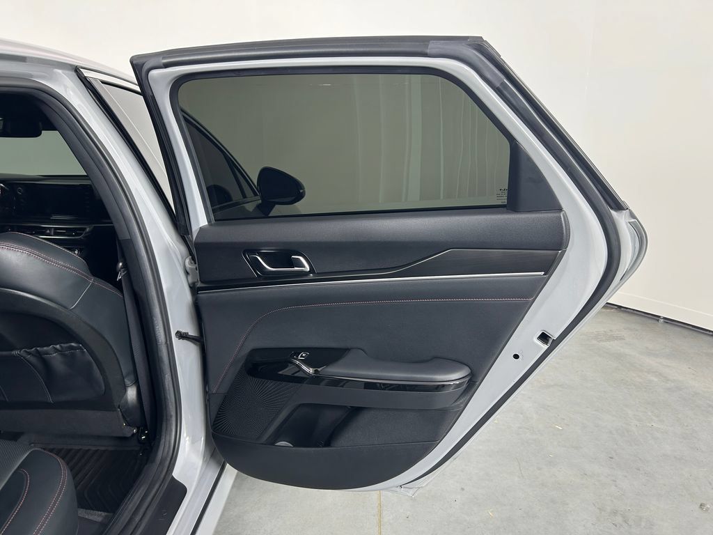 Used 2023 Kia K5 GT FWD image 25