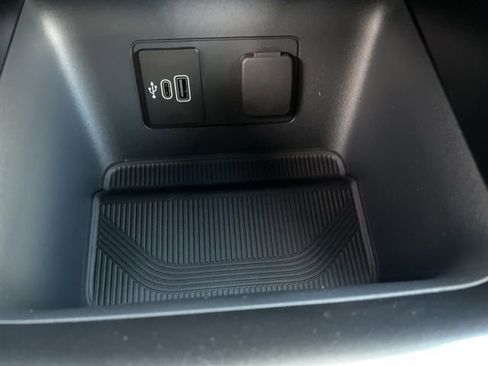 New 2026 Ford Explorer Active image 41