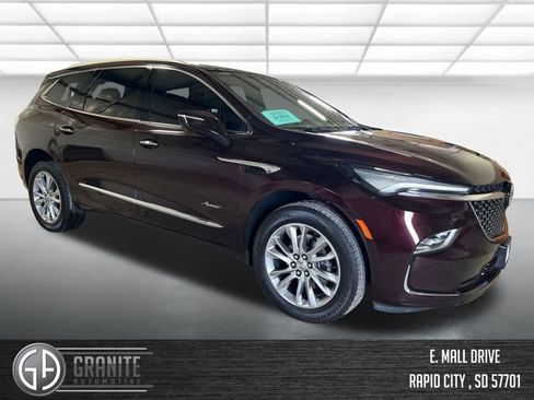 Used 2024 Buick Enclave Avenir w/ Avenir Technology Package AWD/4WD image 8
