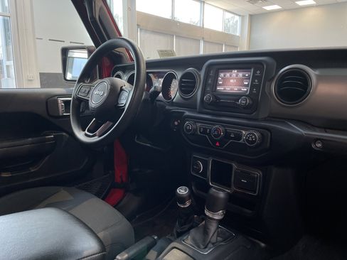 Used 2021 Jeep Wrangler Sport AWD/4WD image 43