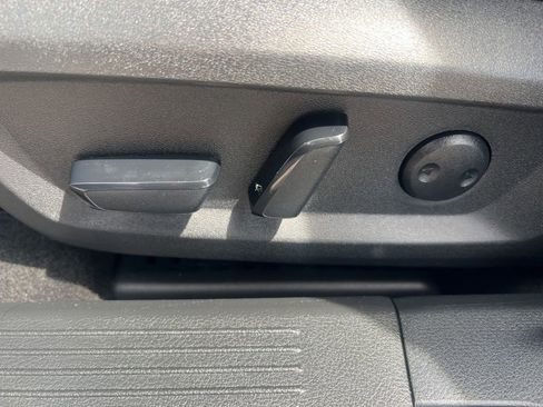 Certified 2023 Nissan Rogue SV AWD/4WD image 46