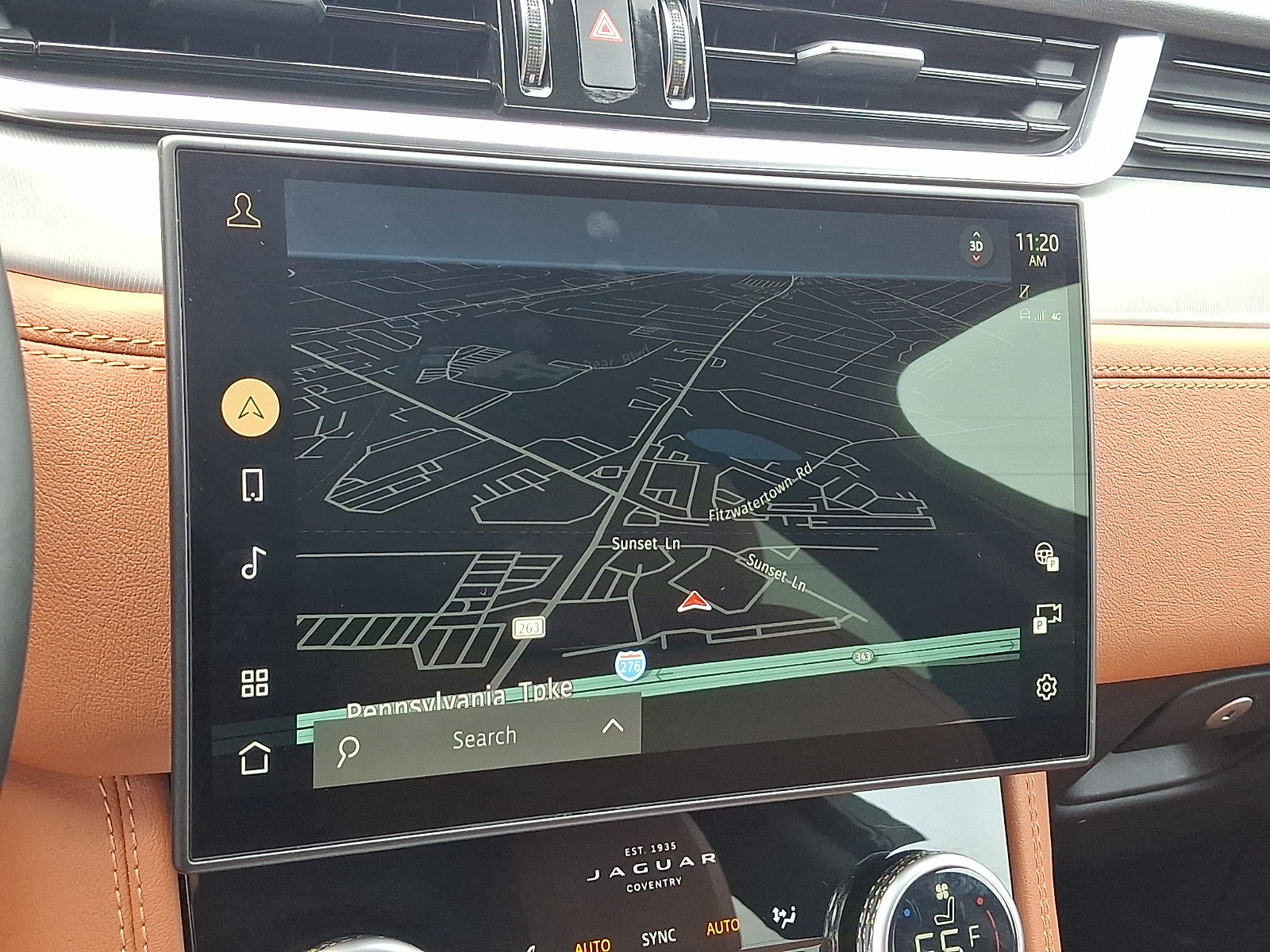 Used 2026 Jaguar F-PACE R-Dynamic S AWD/4WD image 17