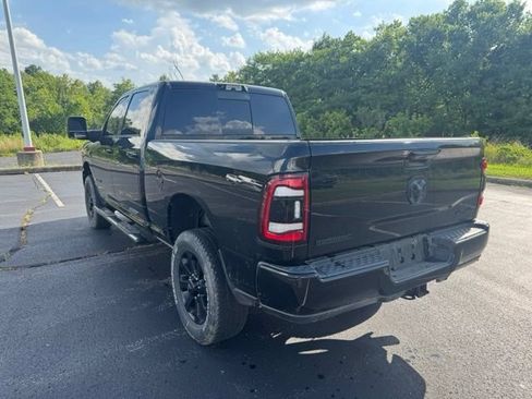 Used 2024 RAM 2500 Big Horn w/ Night Edition AWD/4WD image 5