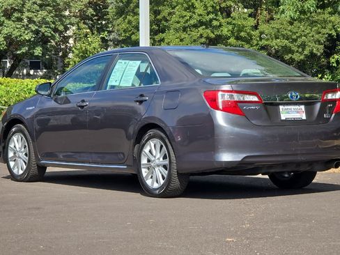 Used 2014 Toyota Camry XLE w/ Leather Package FWD image 6