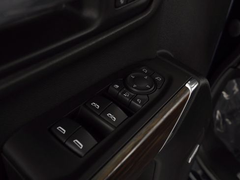 Used 2020 Chevrolet Silverado 2500 High Country w/ Z71 Off-Road Package image 28