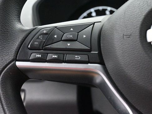 Used 2022 Nissan Altima 2.5 S FWD image 16