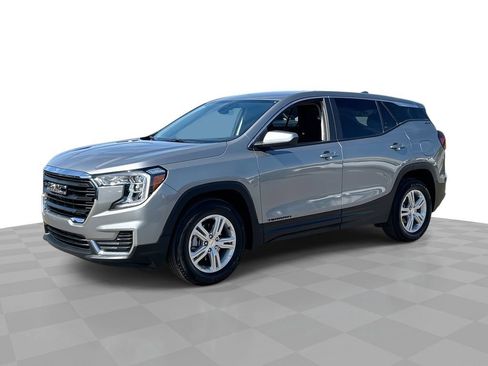 Used 2024 GMC Terrain SLE FWD image 1