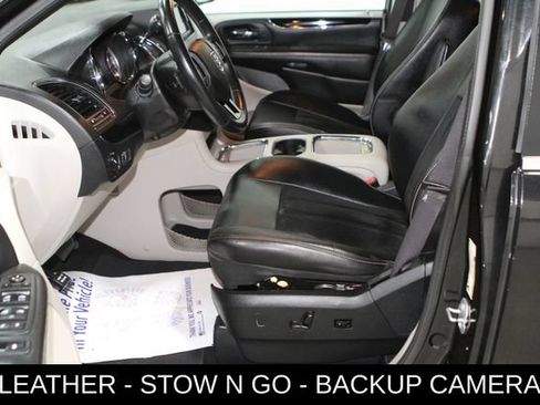 Used 2018 Dodge Grand Caravan SXT FWD image 15