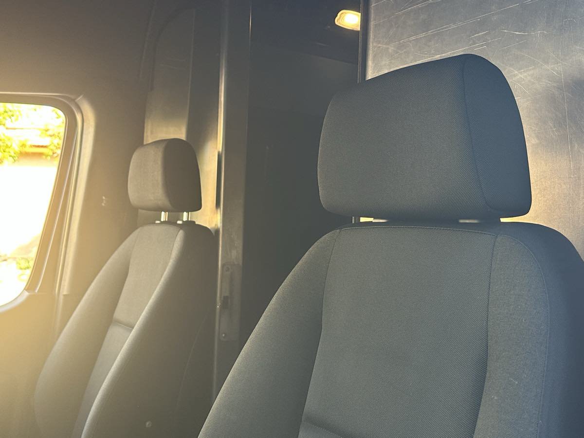 Used 2019 Mercedes-Benz Sprinter 144 image 10