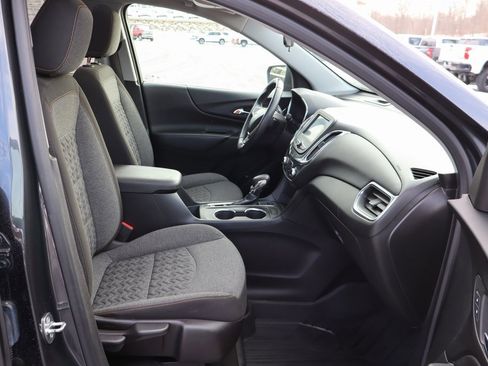 Used 2022 Chevrolet Equinox LT image 18