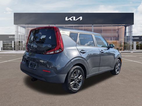 Used 2020 Kia Soul EX image 5