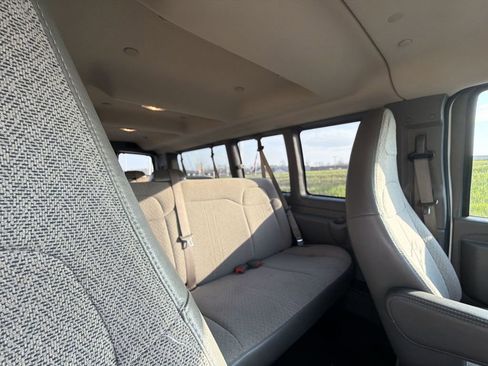 Used 2019 Chevrolet Express 3500 LT w/ LT Preferred Equipment Group image 14