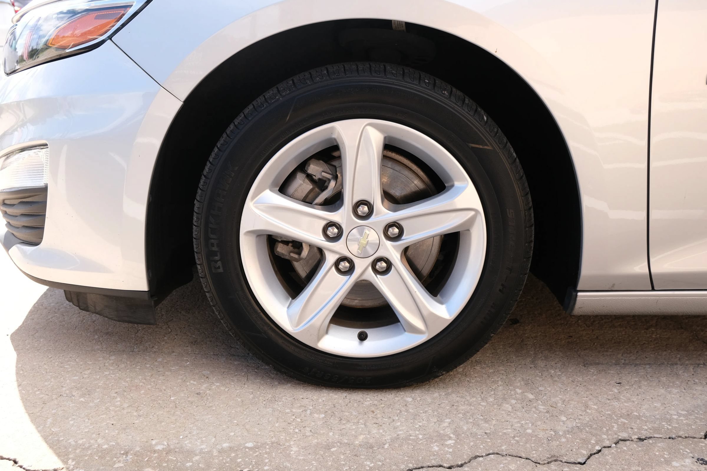 Used 2019 Chevrolet Malibu LS FWD image 15