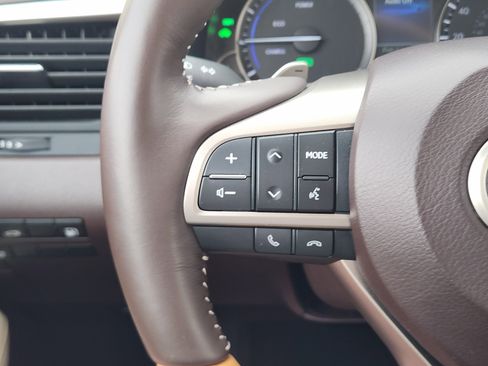 Certified 2020 Lexus RX 450hL AWD w/ Premium Package image 38