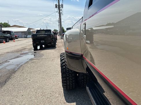 Used 2000 Ford F350 Lariat image 26