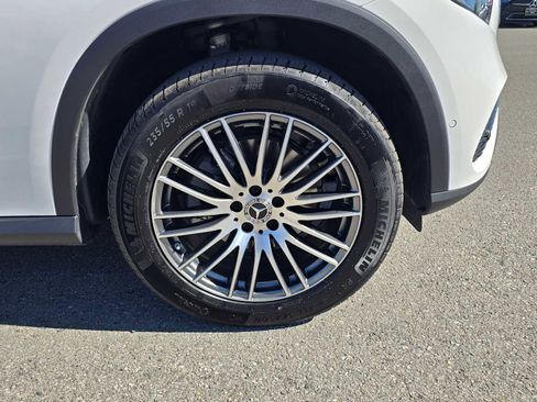 Used 2026 Mercedes-Benz GLC 300 image 10