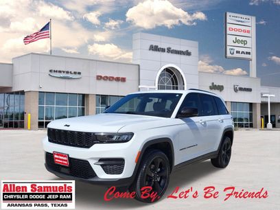 Used 2025 Jeep Grand Cherokee Altitude