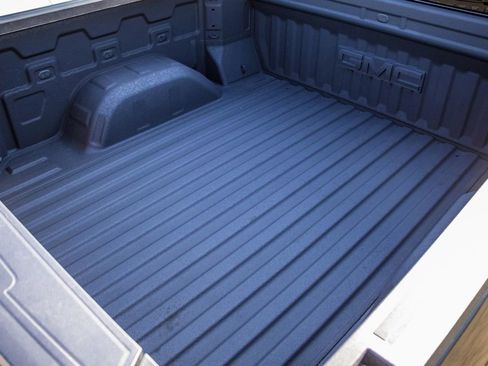 New 2025 GMC Sierra 1500 AT4X image 13