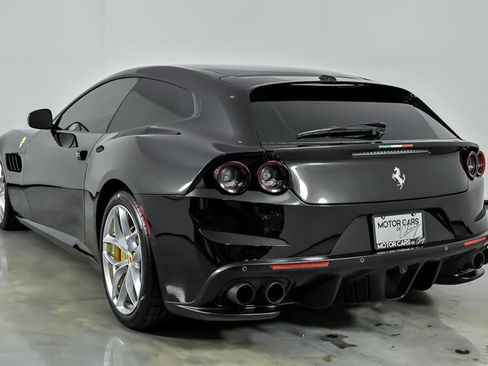 Used 2018 Ferrari GTC4Lusso T RWD image 8