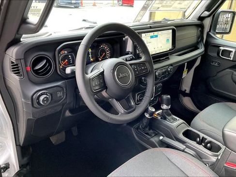 New 2026 Jeep Gladiator Rubicon w/ Steel Power Dome Hood Package image 6