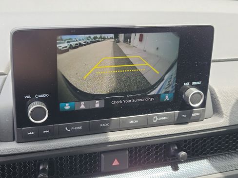 Used 2025 Honda CR-V Sport image 31