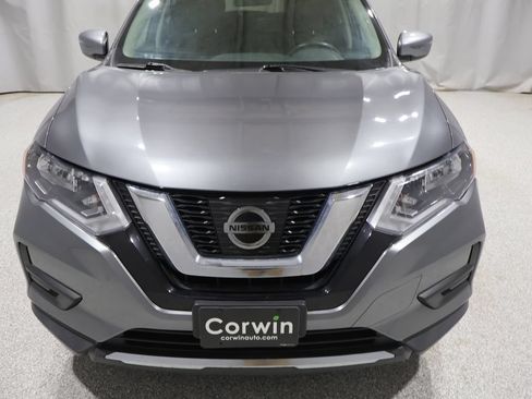 Used 2017 Nissan Rogue SV AWD/4WD image 8