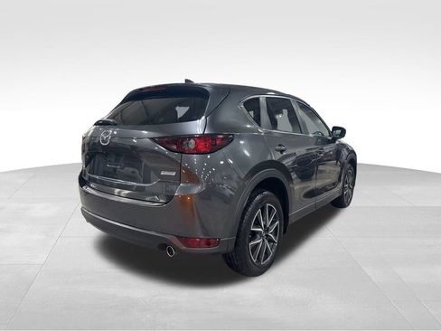 Used 2018 MAZDA CX-5 Touring w/ Preferred Equipment Package image 4