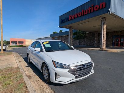 Used 2020 Hyundai Elantra SE