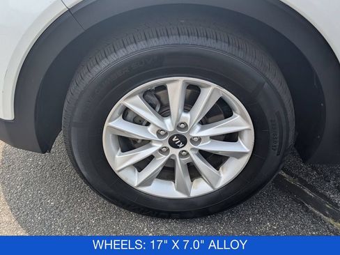 Used 2019 Kia Sorento AWD V6 image 10