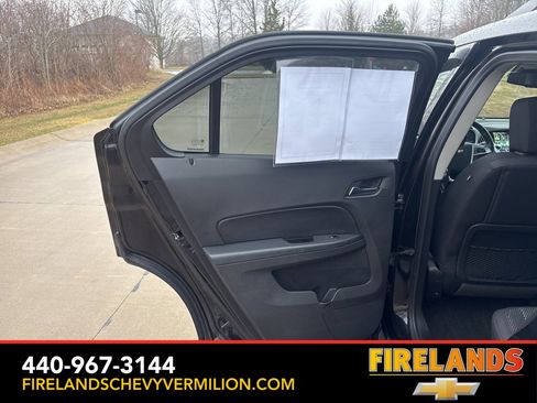 Used 2017 Chevrolet Equinox LT w/ Convenience Package image 35