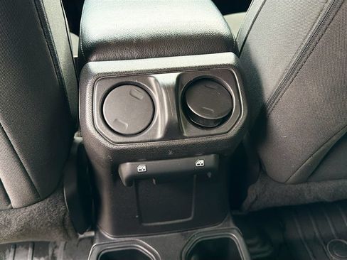 Used 2019 Jeep Wrangler Unlimited Sport S AWD/4WD image 20