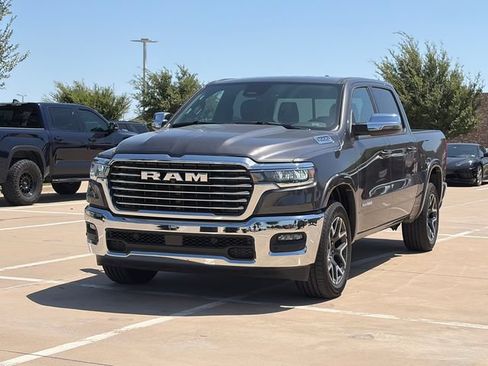 Used 2026 RAM 1500 Laramie AWD/4WD image 3