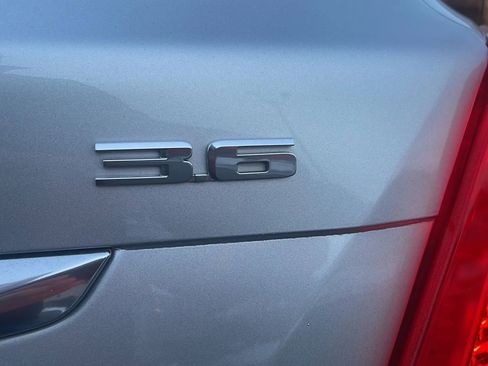 Used 2017 Cadillac XT5 Luxury image 12