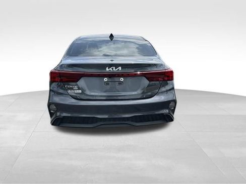 Certified 2024 Kia Forte LX FWD image 7