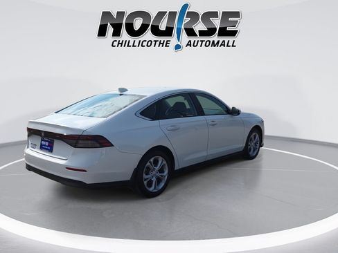 Used 2025 Honda Accord LX image 8
