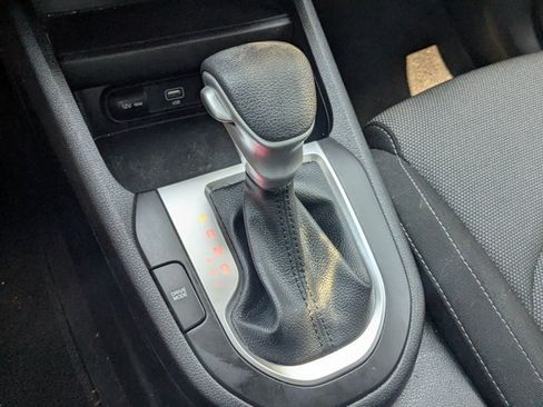 Used 2024 Kia Forte LXS w/ LXS Technology Package FWD image 12