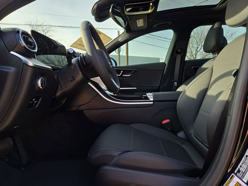 New 2026 Mercedes-Benz C 300 4MATIC Sedan image 16