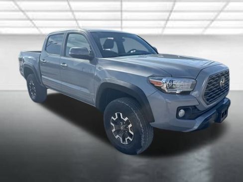 Used 2020 Toyota Tacoma TRD Off-Road w/ Technology Package image 1