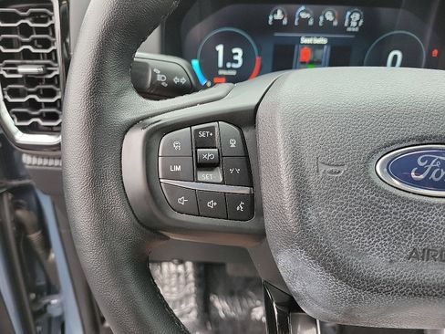 Used 2024 Ford Ranger Lariat w/ FX4 Off-Road Package image 6