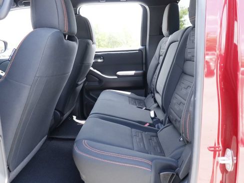 Used 2025 Nissan Frontier PRO-4X AWD/4WD image 27