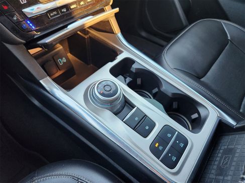 Used 2021 Ford Explorer Limited w/ Equipment Group 301A image 28