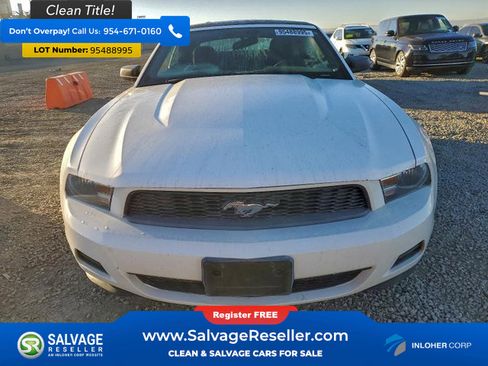 Used 2010 Ford Mustang Convertible image 7