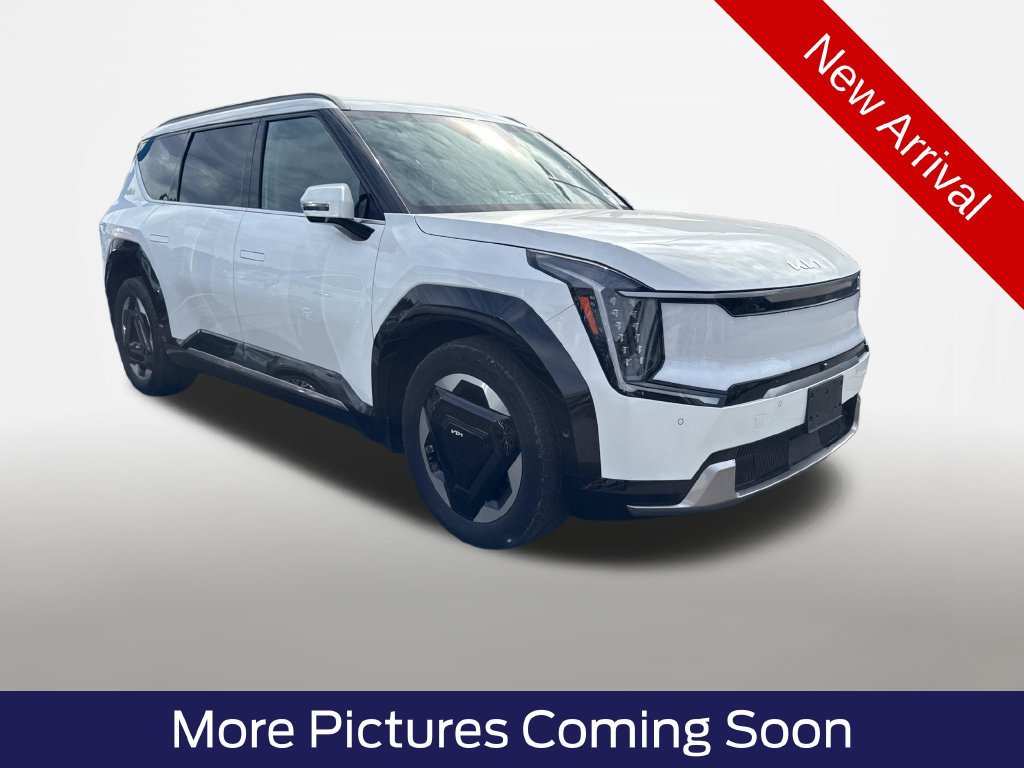 Used 2024 Kia EV9 Land AWD/4WD image 1